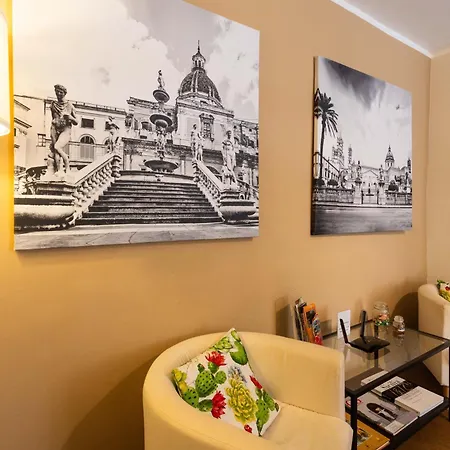 Casa Carolino * パレルモ